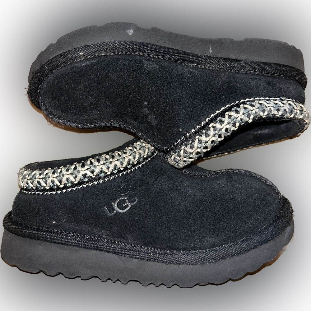 Ugg Tasman slides toddler boy size 8c